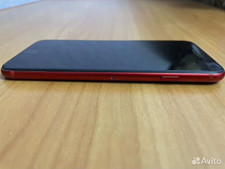 Телефон iPhone