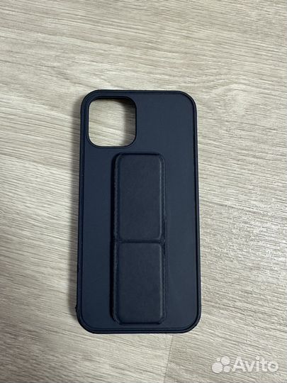 Чехол на iPhone 12 про