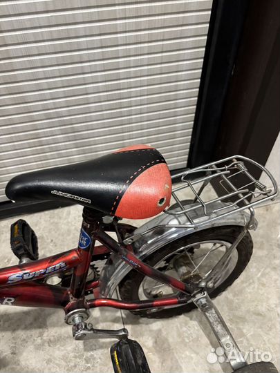 Детский велосипед четырехколесный