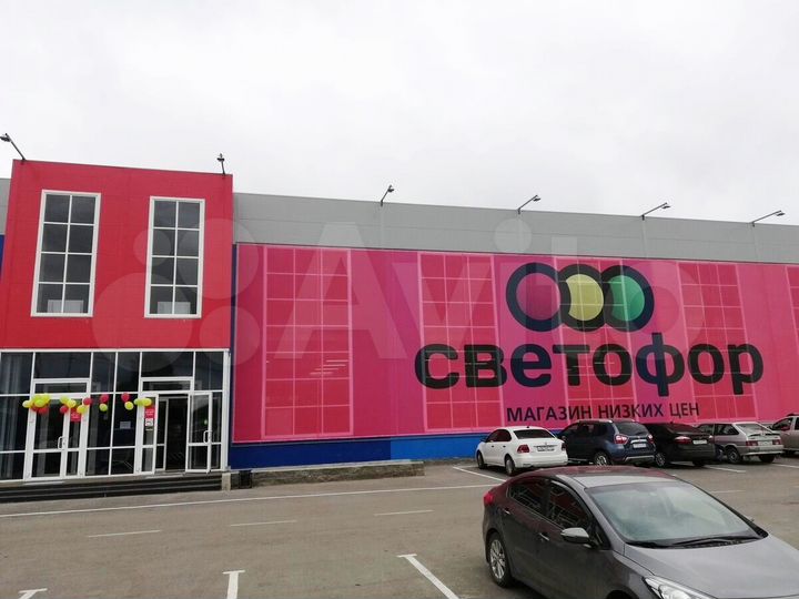 Отдельно стоящее коммерческое здание 1500 м²