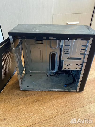 Системный блок пустой