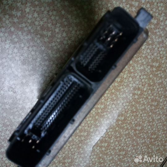Блок управления двигателем 4HK1