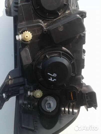 Фара chevrolet aveo т300