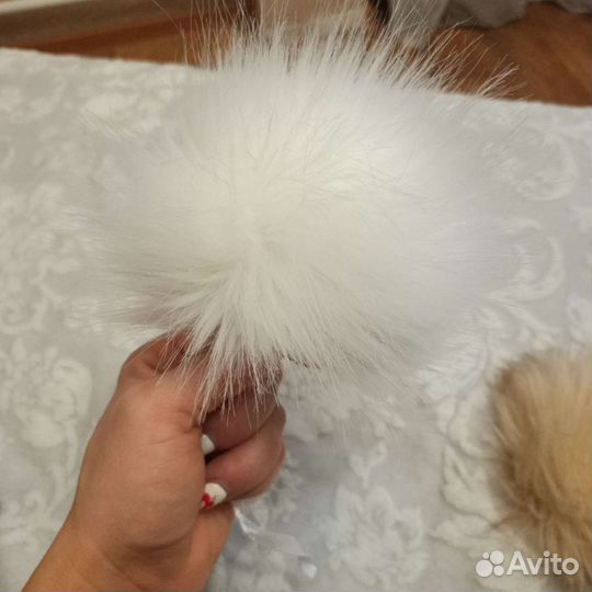 Меховые помпоны