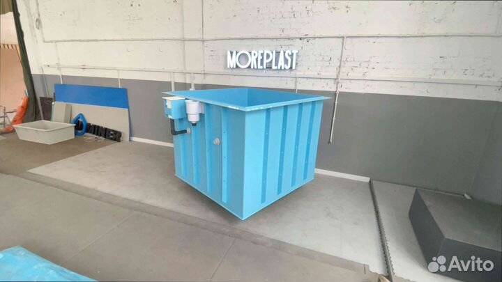 Квадратная пластиковая купель