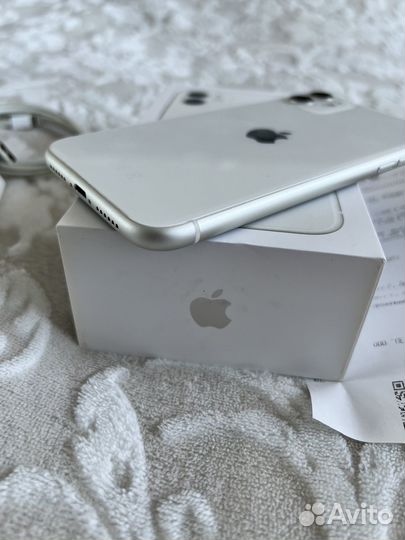 iPhone 11, 256 ГБ