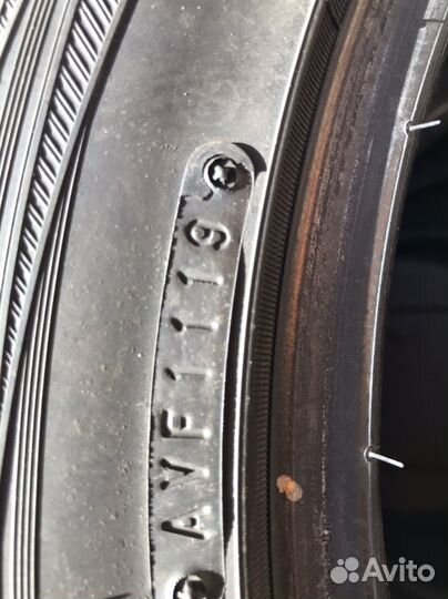 Nitto Therma Spike 235/55 R18