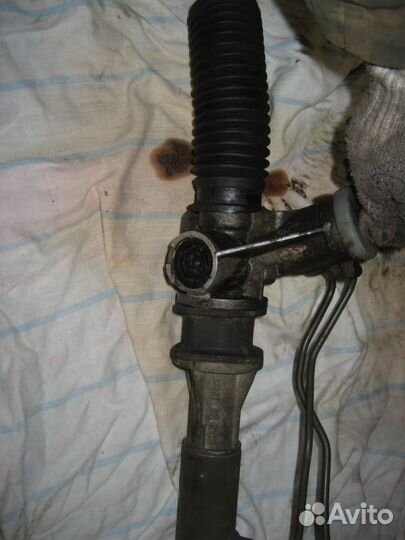 Рейка рулевая Nissan primera P10