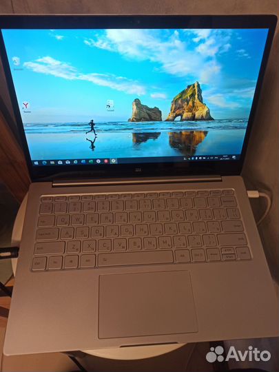 С караоке Xiaomi Mi Notebook Air 13.3 core i5 8gb