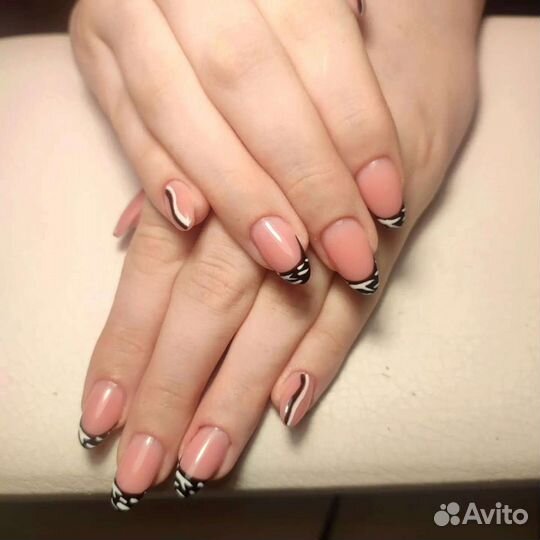 Маникюр,педикюр, наращивание ногтей