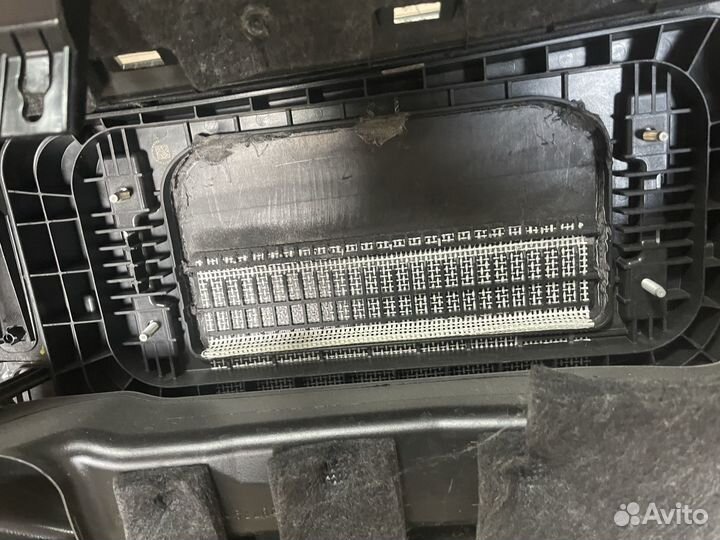 Торпедо Mercedes CLS 218