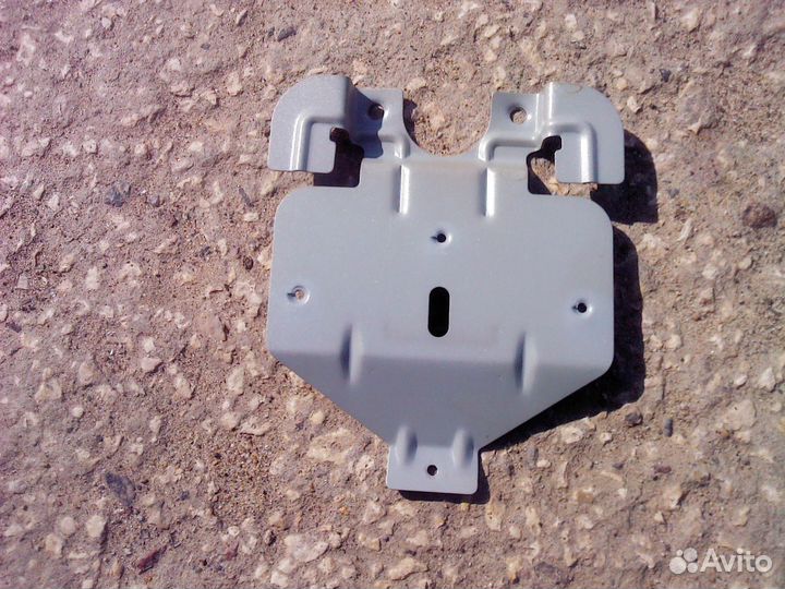 Нива шевроле кронштейн крепления плафона GM