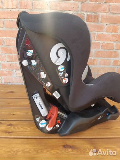 Детское автокресло от 0 до 18 кг