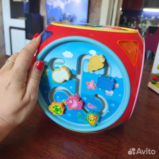 Развивающий кубик музыкальный