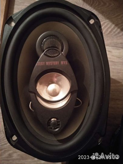 Динамики в авто 16 см