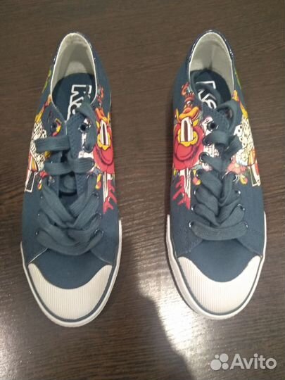 Продам кеды