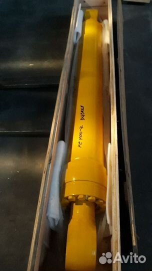 Гидроцилиндр ковша Komatsu PC400-7 707-01-XU790