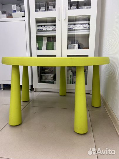 Детский столик из Икеи