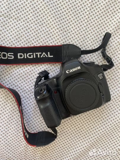 Фотоаппарат Canon 5D