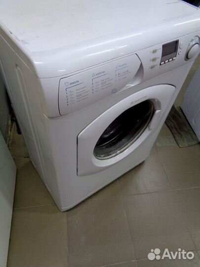 Стиральная машина Ariston