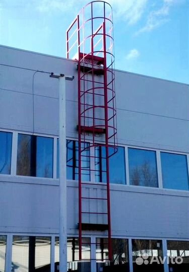 Пожарная лестница металлическая