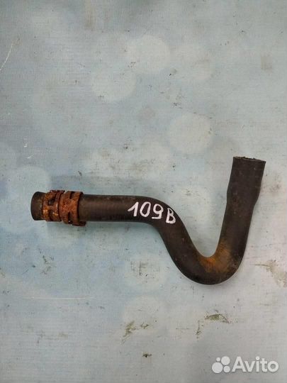 Патрубок охлаждения 4Z7121109B