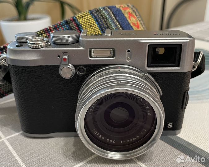 Фотоаппарат Fuji X100S