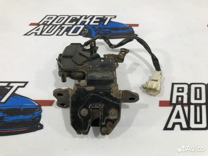 Замок багажника Geely Emgrand EC7 RV 1068003360