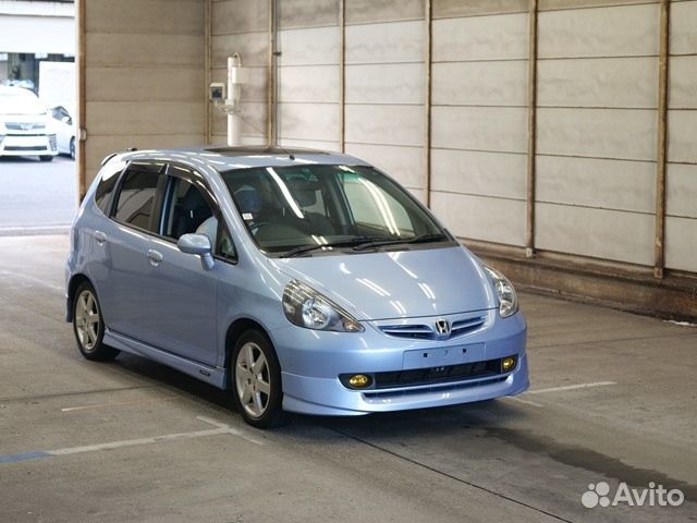Авто на разбор Honda Fit GD1 L13A Цвет голубой B50
