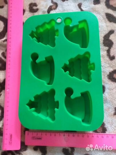 Силиконовая форма зеленая