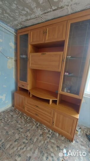 Шкаф сервант