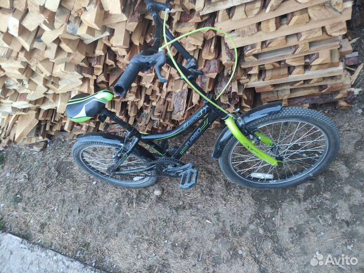 Детский велосипед бу 16