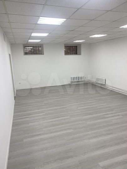 Свободного назначения, 70 м²