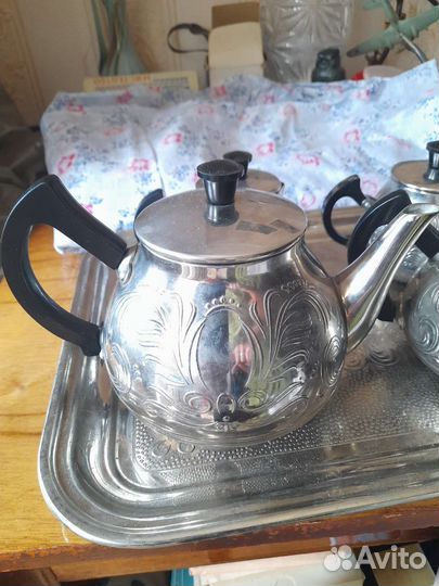 Чайно-кофнйный сервиз