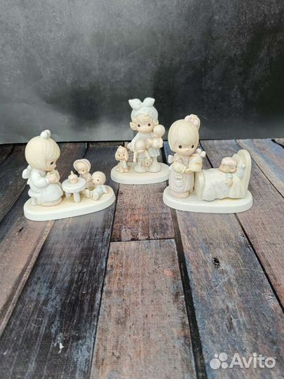 Фарфоровая статуэтка Precious Moments