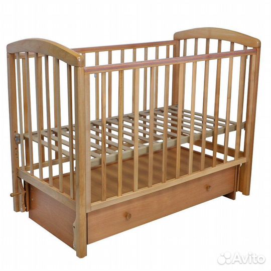 Детская кроватка с маятником, ящиком и матрасом