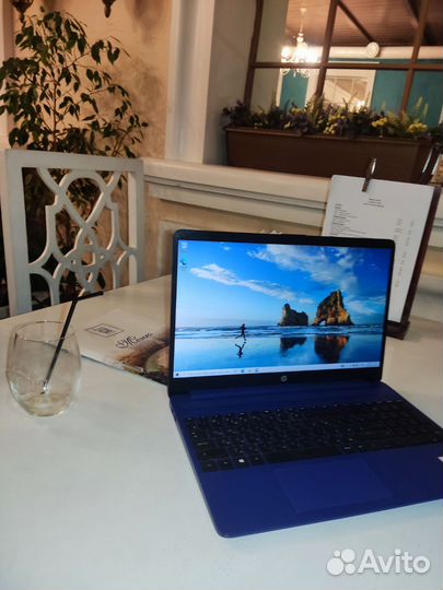 Игровой ноутбук HP в идеале синий ips ssd