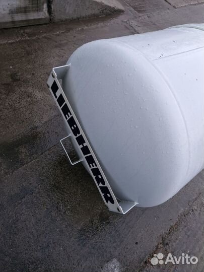 Водяной бак для автобетоносмесителя
