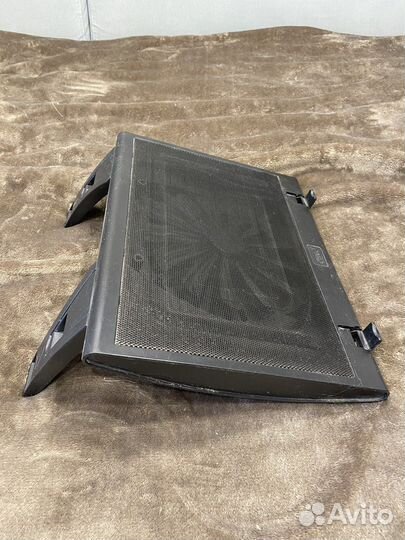 Охлаждающий столик для ноутбука