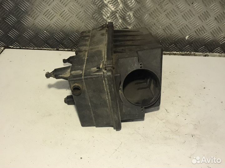 Корпус воздушного фильтра Ford Focus I Фокус 1.8