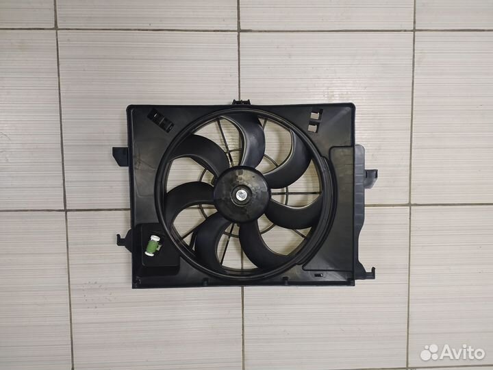 Диффузор радиатора Solaris 10-17 Rio 3 в сборе