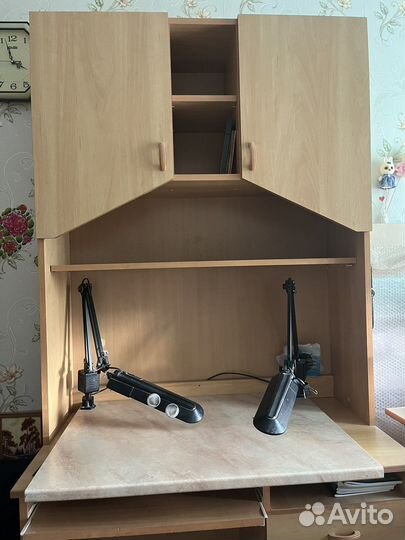 Продам компьютерный стол