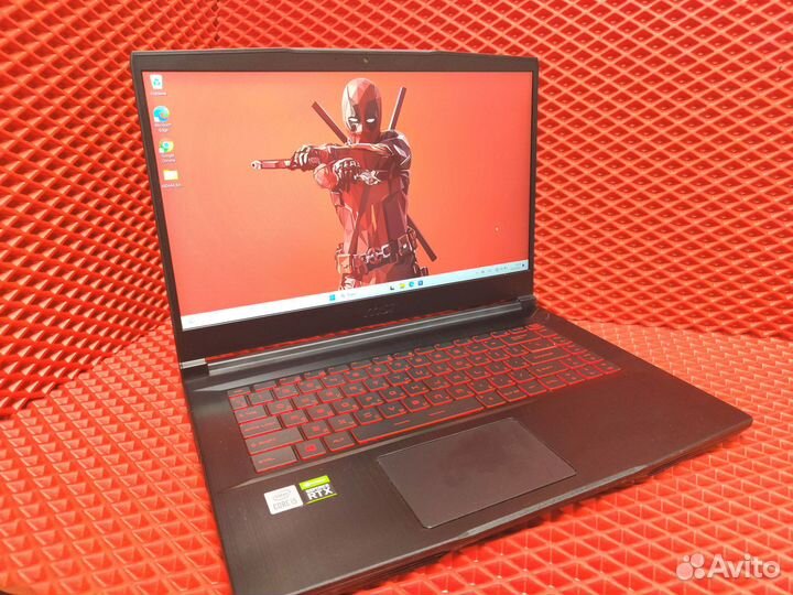 Игровой ноутбук msi 15.6
