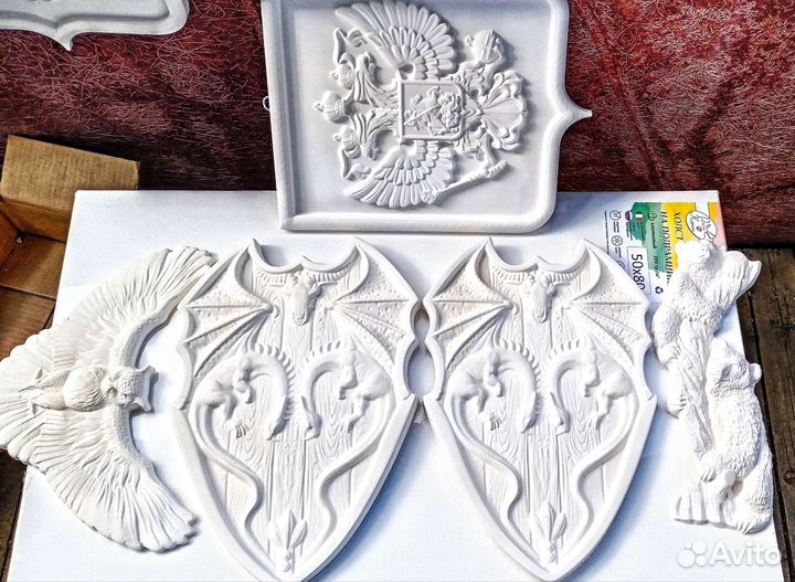 Барельефы и декор из гипса, ручная работа