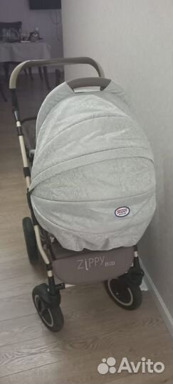 Продам коляску 3 в 1