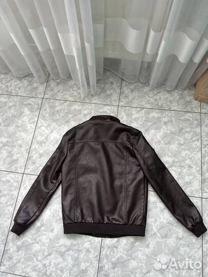 Кожаная куртка детская 146