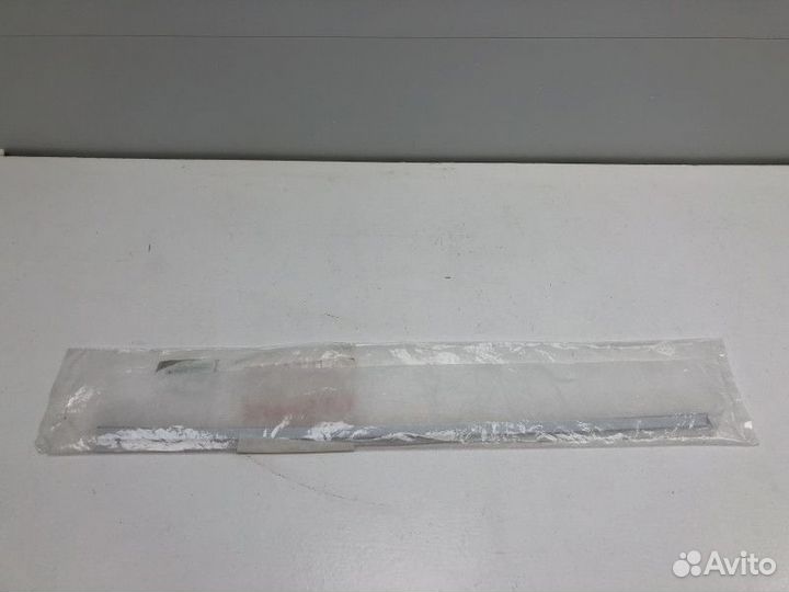 Молдинг задней левой двери Kia Sorento 3 (UM) Prim