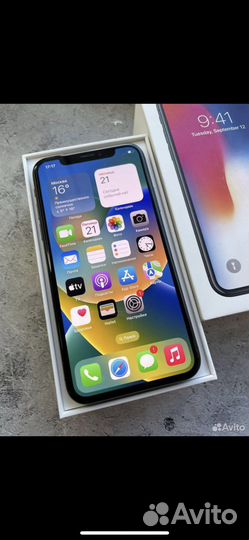 Телефон iPhone X 256