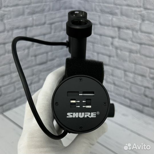 Студийный микрофон shure SM7B