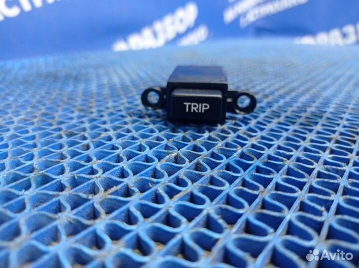 Кнопка Trip Hyundai I30 хэтчбек 2010